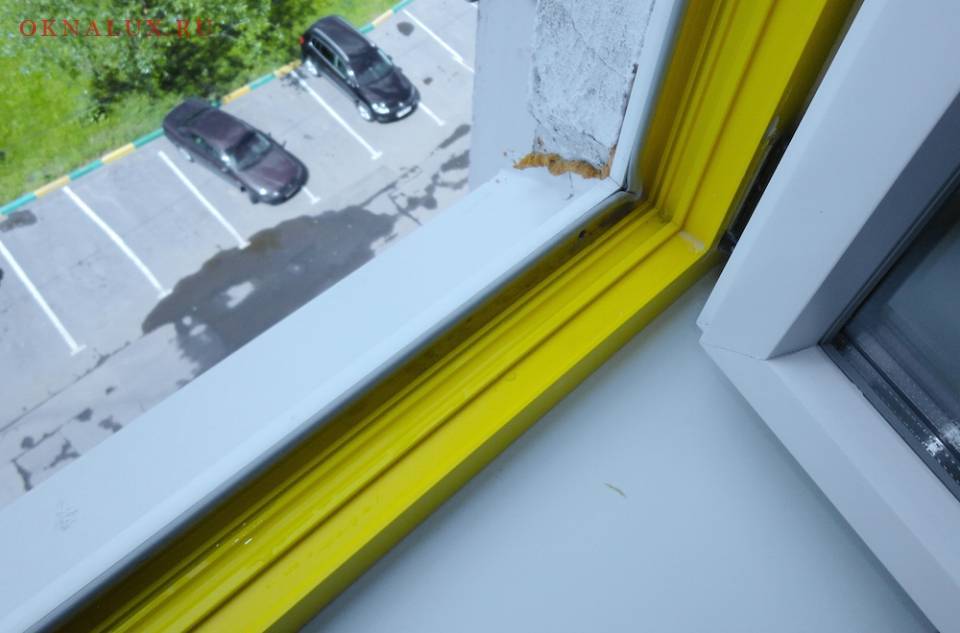 Чем отмыть пластиковые окна от желтизны