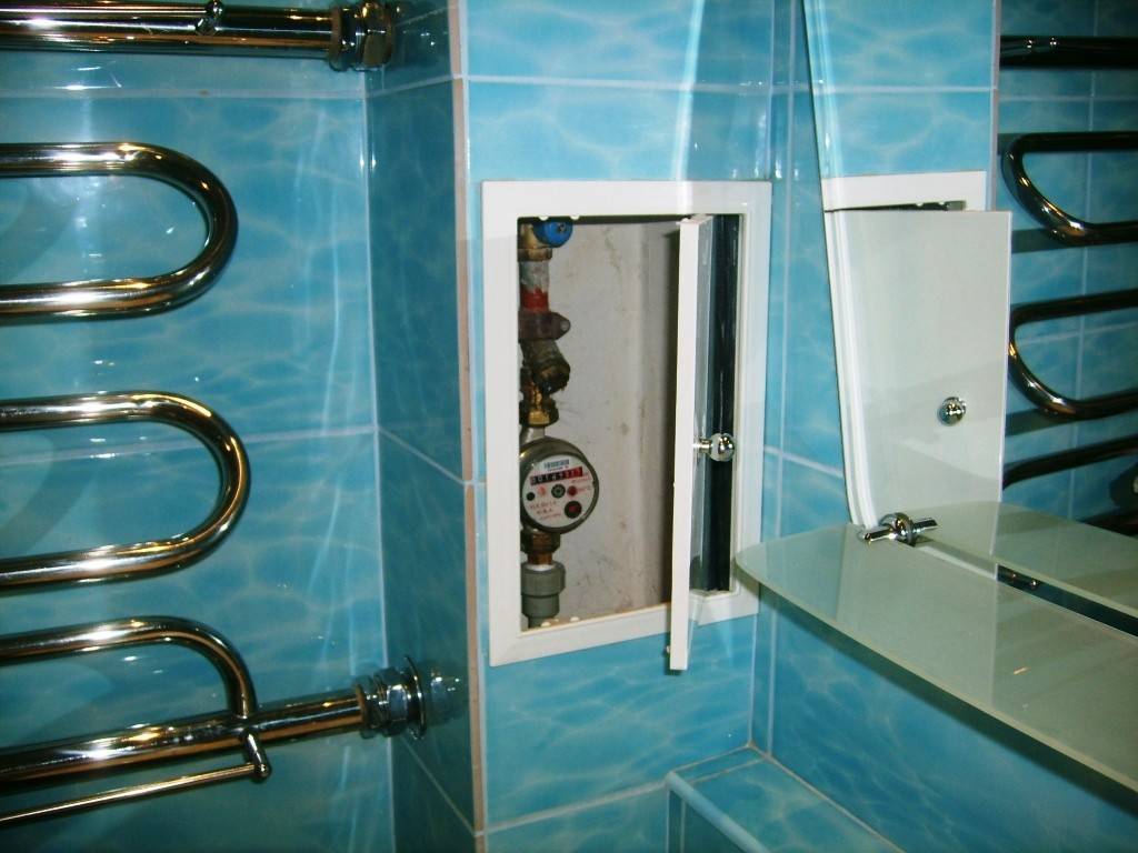 Как спрятать трубы в ванной: способы закрыть плиткой