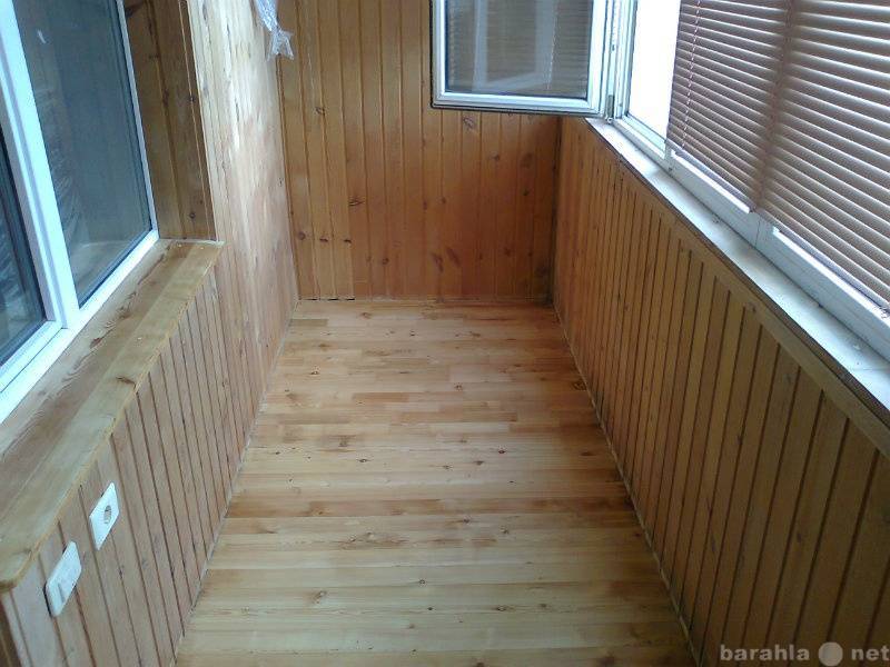 Чем покрыть деревянный пол на балконе?